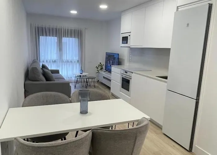 Appartement Albareda 83 *